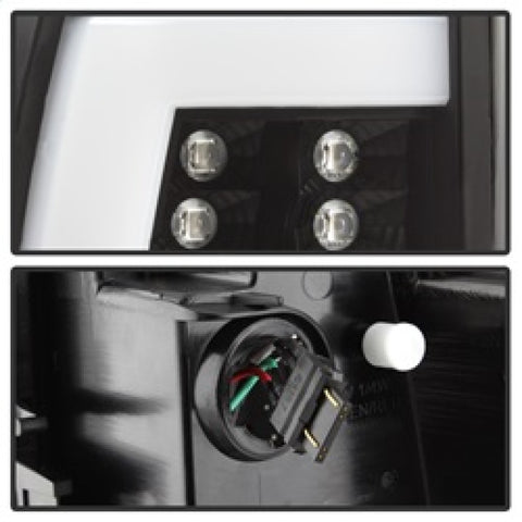 Spyder 00-06 GMC Yukon/Yukon XL V2 Light Bar LED Tail Lights - Black (ALT-YD-CD00V2-LBLED-BK) - 5084149