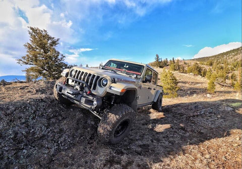 Oracle Jeep JL/Gladiator JT Oculus Bi-LED Projector Headlights - Amber/White Switchback - 5839-023