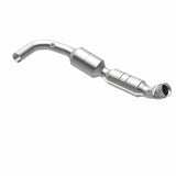 MagnaFlow Direct Fit Catalytic Converter 05-07 Ford E150 4.6L Driver Side - 24310