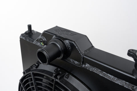CSF 96-07 Mitsubishi Evo 4/5/6/7/8/9 Full-Slim Radiator w/12in Fan & Shroud/-16AN - Black - 7075B