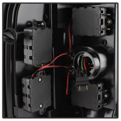 Spyder 07-13 Silverado (Will Not Work w/2010 921 Bulb) V3 Tail Lights Rd/Clr ALT-YD-CS07V3-LBLED-RC - 5084101