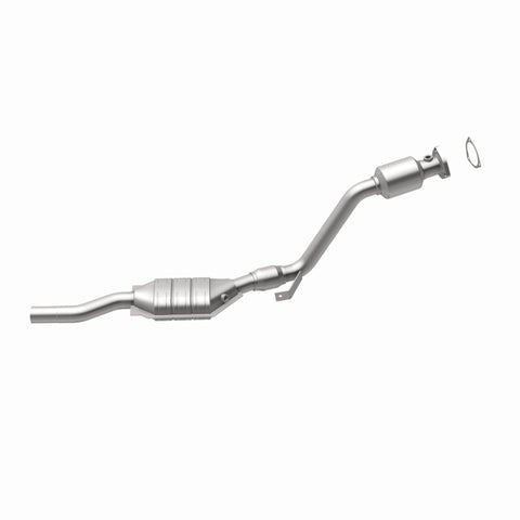 MagnaFlow Direct Fit Catalytic Converter 03 Volkswagen Passat 2.8L - 444333