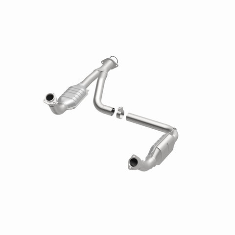 MagnaFlow Conv DF 07-09 Chevrolet/GMC Silverado/Sierra 2500 HD 6.0L Y-Pipe Assembly excludes Classic - 49644