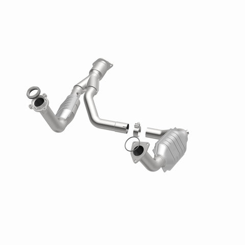 MagnaFlow Conv DF 06-09 TB/Envoy 5.3/6.0 OEM - 49650