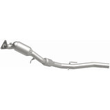 MagnaFlow Direct Fit Catalytic Converter 11-15 Volkswagen Touareg V6 3.6 OEM Underbody - 52411