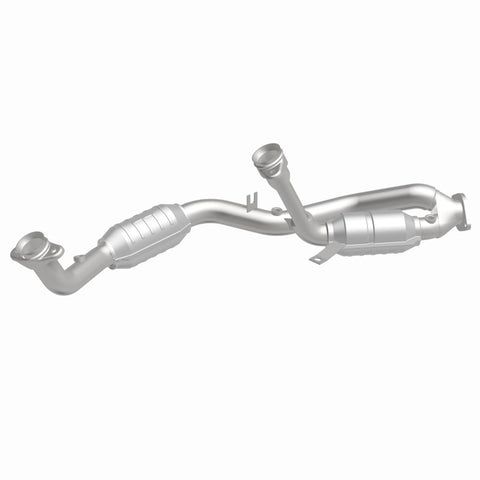 MagnaFlow Direct Fit Catalytic Converter 96-99 Ford Taurus3.0L 50S - 444033