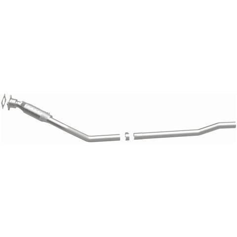 MagnaFlow Direct Fit Catalytic Converter 01-03 Caravan/Voyager 3.3L - 51155