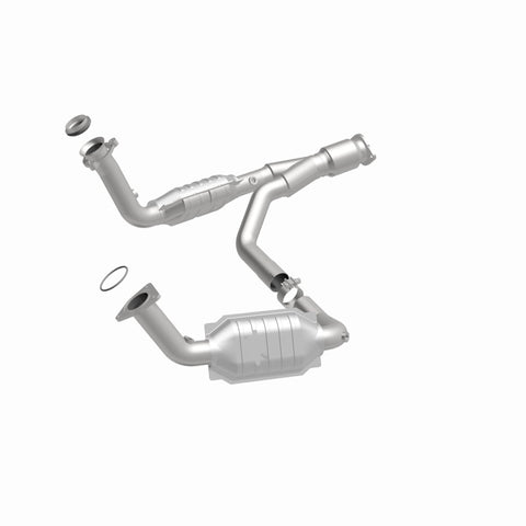MagnaFlow Direct Fit Catalytic Converter 06-09 TB/Envoy 5.3/6.0 OEM - 49650