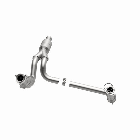 MagnaFlow Conv Direct Fit 10-13 GMC Sierra 1500 V6 4.3L - 5481578