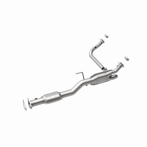 MagnaFlow Conv DF Astro 00-04 4.3L OEM - 49082