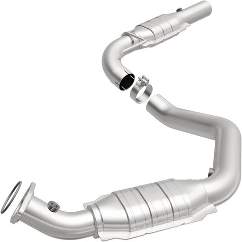 MagnaFlow Direct Fit Catalytic Converter 03-05 Express 2500 4.8L Driver Side - 24389