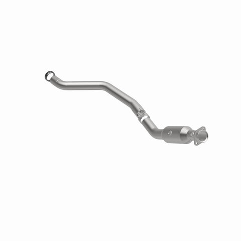 MagnaFlow Direct Fit Catalytic Converter 13-14 Mercedes-Benz GL450 V8 4.6 OEM Underbody - 21-485