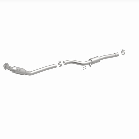 MagnaFlow Direct Fit Catalytic Converter 2013-2017 SL550 V8 4.6 OEM Underbody - 21-572