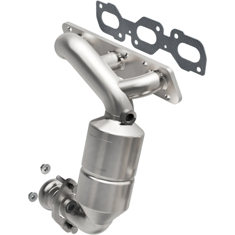MagnaFlow Conv DF 01-05 Ford Escape / Mazda Tribute 2.0L (CA Emissions) - 452367