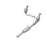 MagnaFlow Direct Fit Catalytic Converter 00-03 Dodge Dakota 3.9L - 447255