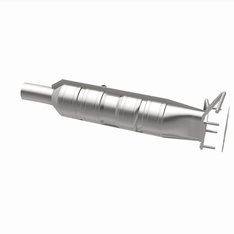 MagnaFlow 09-19 Ford F53 V10 6.8L Underbody 6.8L Direct Fit Catalytic Converter - 280435