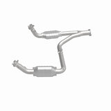 MagnaFlow Direct Fit Catalytic Converter 00-01Tahoe/Yukon V8 5.7L - 93603