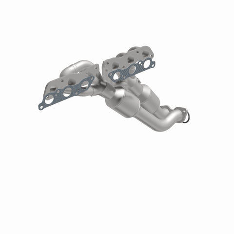 MagnaFlow Direct Fit Catalytic Converter 97-00 Lexus GS300 3.0L - 452843