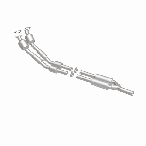 MagnaFlow Direct Fit Catalytic Converter 2012-2015 Passat (B7) 3.6L V6 OEM Grade - 52938