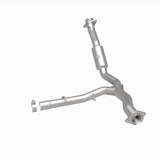 MagnaFlow Direct Fit Catalytic Converter 15-17 Ford Expedition V6 3.5 OEM Underbody - 21-528