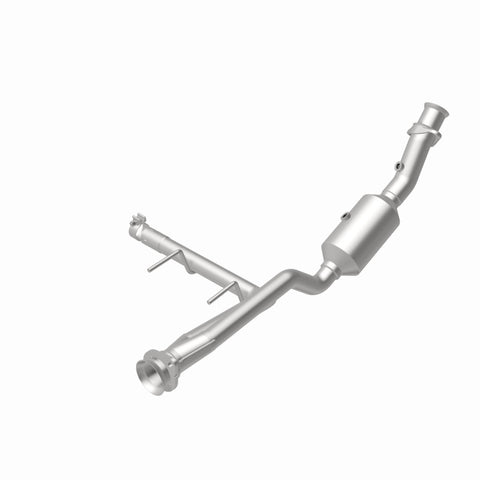 MagnaFlow 18-20 Ford F-150 V6 3.3L Right Underbody Direct-Fit Catalytic Converter - 280224
