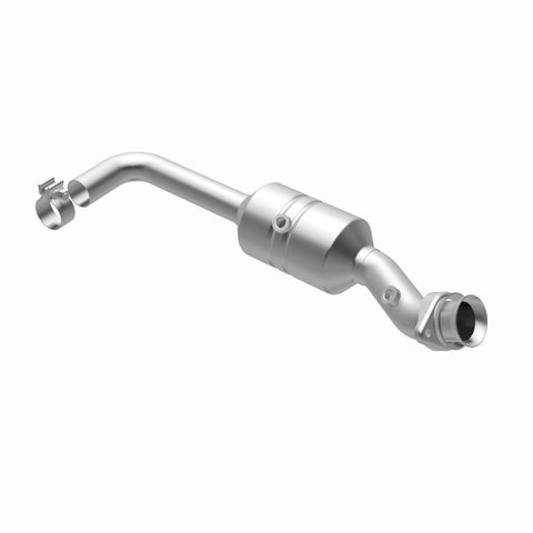 MagnaFlow Direct Fit Catalytic Converter 2011-2014 F-150 3.7L Underbody - 52157