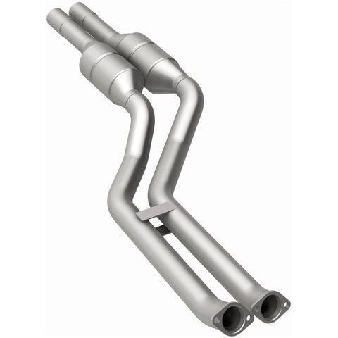 MagnaFlow Direct Fit Catalytic Converter BMW 3 01-06 Rear OEM - 49760