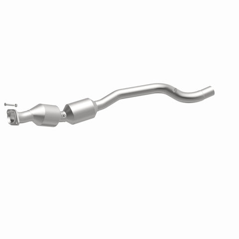 MagnaFlow 13-17 Range Rover V8 5 OEM Underbody Direct Fit EPA Compliant Catalytic Converter - 21-536