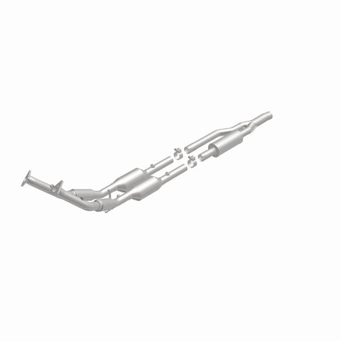 MagnaFlow Direct Fit Catalytic Converter California Grade 06-09 Audi A3 Quattro 3.2L - 5461873