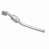 MagnaFlow Direct Fit Catalytic Conv 13-18 Dodge Durango 3.6L V6 / 13-18 Jeep Grand Cherokee 3.6L V6 - 21-251