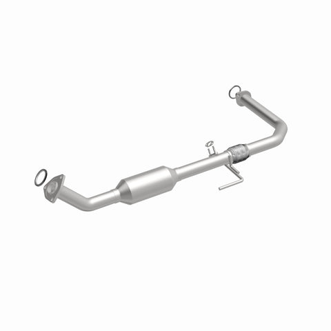 MagnaFlow Conv Direct Fit OEM 2003-2004 Toyota Tundra Underbody - 47.125in Length - 4551404