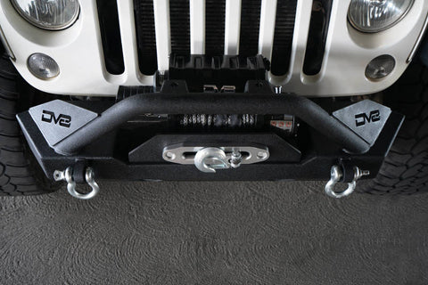 DV8 Offroad 07-18 Jeep Wrangler JK/JL FS-15 Steel Stubby Front Bumper w/ Fog Lights - FBSHTB-15