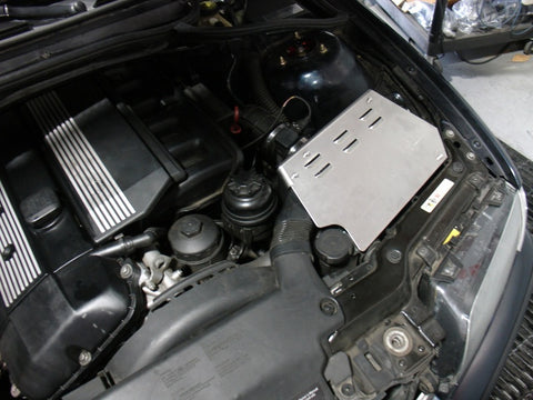 Injen 99-00 BMW 323i E46 2.5L/99-00 328 E46 2.8L/01-05 325 E46 2.5L Wrkl Blk Short Ram Intake w/MR - SP1110WB