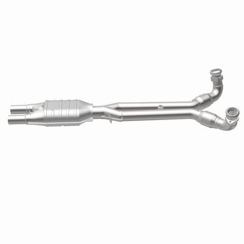 MagnaFlow Direct Fit Catalytic Converter 81-86 Alfa Romeo GTV6 2.5L - 23097