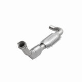MagnaFlow Direct Fit Catalytic Converter 97-98 Ford Exped 4.6L D/S - 93129