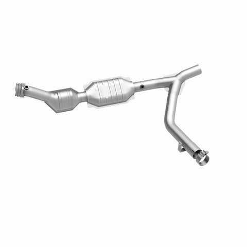 MagnaFlow Direct Fit Catalytic Converter 01 Ford Trucks 5.4L - 447126