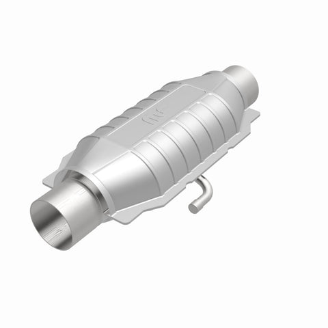 MagnaFlow Universal Catalytic Converter 2.25in Inlet/Outlet Center/Center Oval - 334015