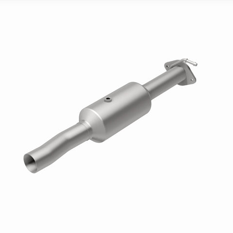 MagnaFlow 09-10 Ford F-550 Super Duty V10 6.8L Rear Underbody Direct Fit Catalytic Converter - 280434