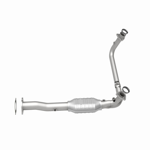 MagnaFlow Converter Direct Fit California Grade 96-99 GM K/C 1500/2500 5.0L V8/4.3L V6 - 4451457