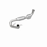 MagnaFlow Direct Fit Catalytic Converter 97-98 Ford Trucks 5.4L - 447129