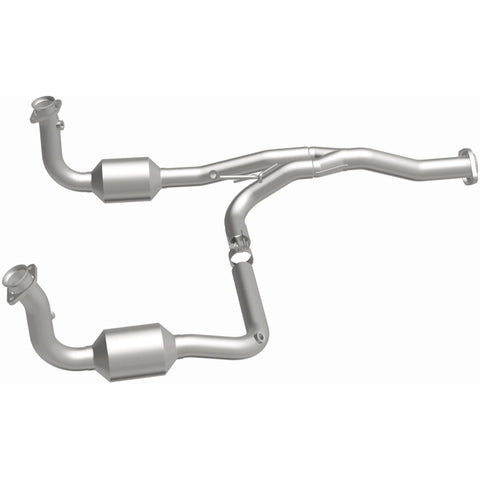 MagnaFlow 05-07 Jeep Liberty 3.7L Direct Fit Converter - 5451186