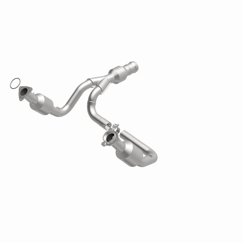 MagnaFlow Direct Fit Catalytic Converter 2015 GMC Yukon XL V8 6.2L - 52617