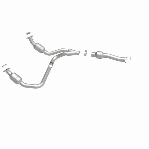 MagnaFlow Conv Direct Fit 2011-2014 Express 1500 4.3L Underbody - 52134