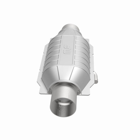 MagnaFlow Conv Universal 2.25in Inlet/Outlet Center/Center Oval - 334015