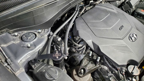 J&L 20-23 Hyundai Palisade / Kia Telluride 3.8L Oil Separator 3.0 Passenger Side - Black Anodize - 3114P-B