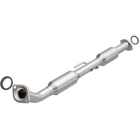 MagnaFlow Conv DF 05-08 Tacoma 2.7 Rear - 24487