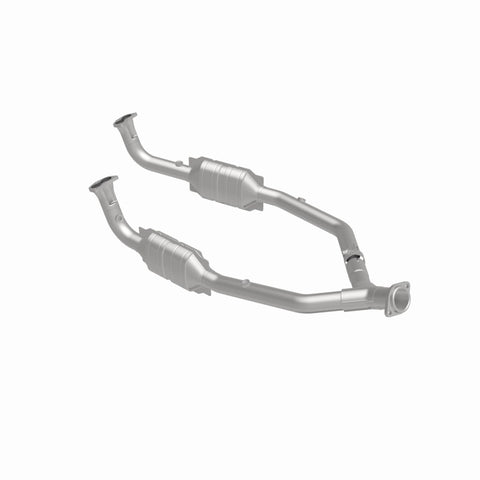 MagnaFlow Direct Fit Catalytic Converter 99-04 LR Discovery V8 OEM - 49720
