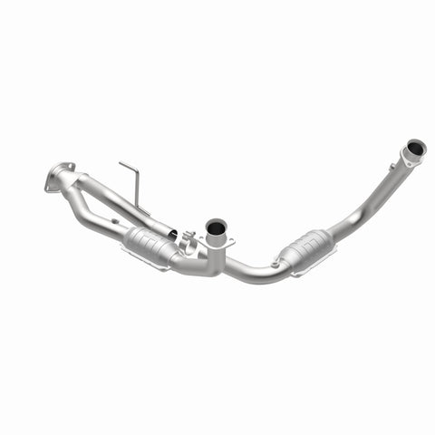 MagnaFlow Direct Fit Catalytic Converter 05-06 Jeep Grand Cherokee 3.7L Y-Pipe Assembly - 49687