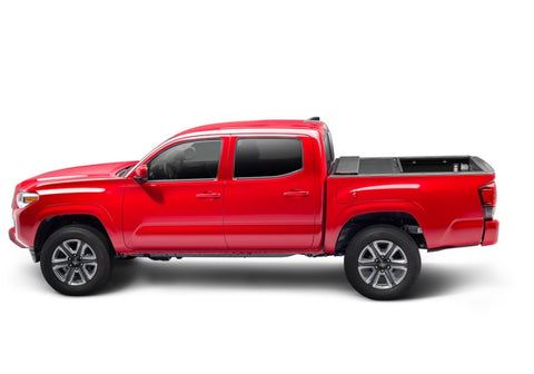 Roll-N-Lock 16-18 Toyota Tacoma Crew Cab SB 60-1/2in M-Series Retractable Tonneau Cover - LG530M