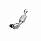 MagnaFlow Direct Fit Catalytic Converter 95-02 Ford Crown Vic 4.6L - 444021